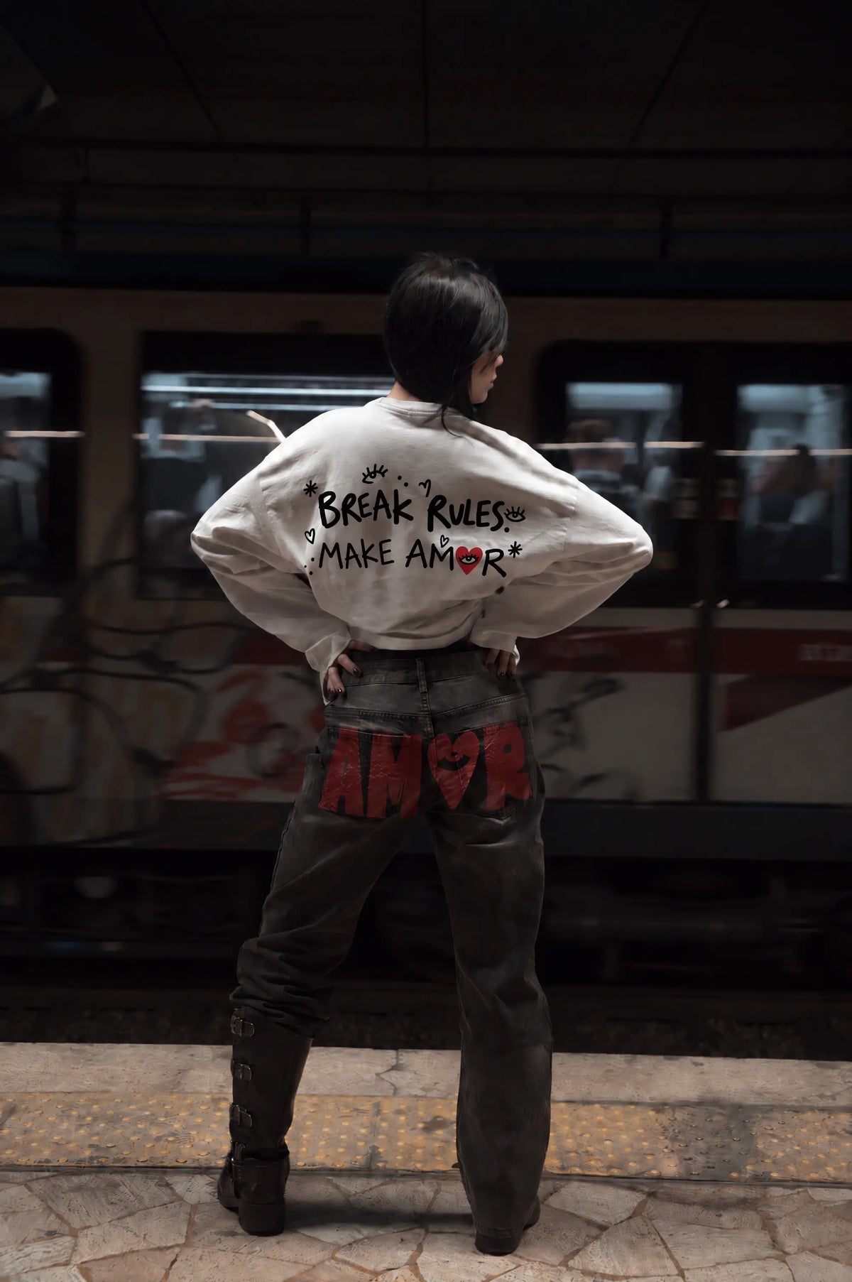 “BREAK RULES, MAKE AMOR” long sleeve
